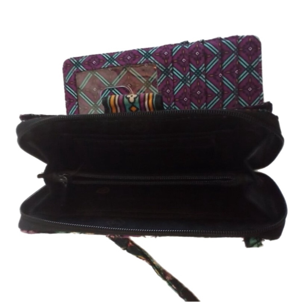 Vera Bradley Wristlet - Picture 5 of 5
